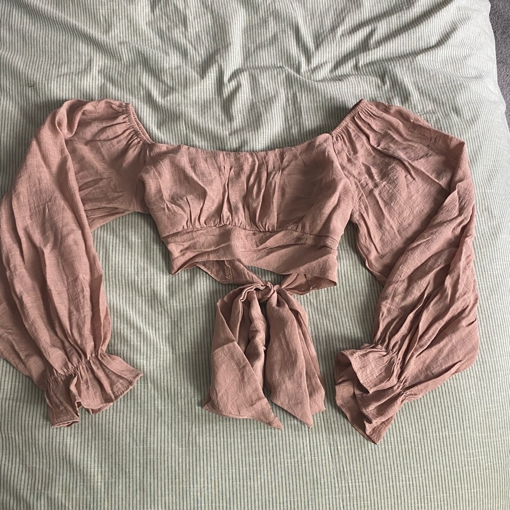 Long sleeve crop top
